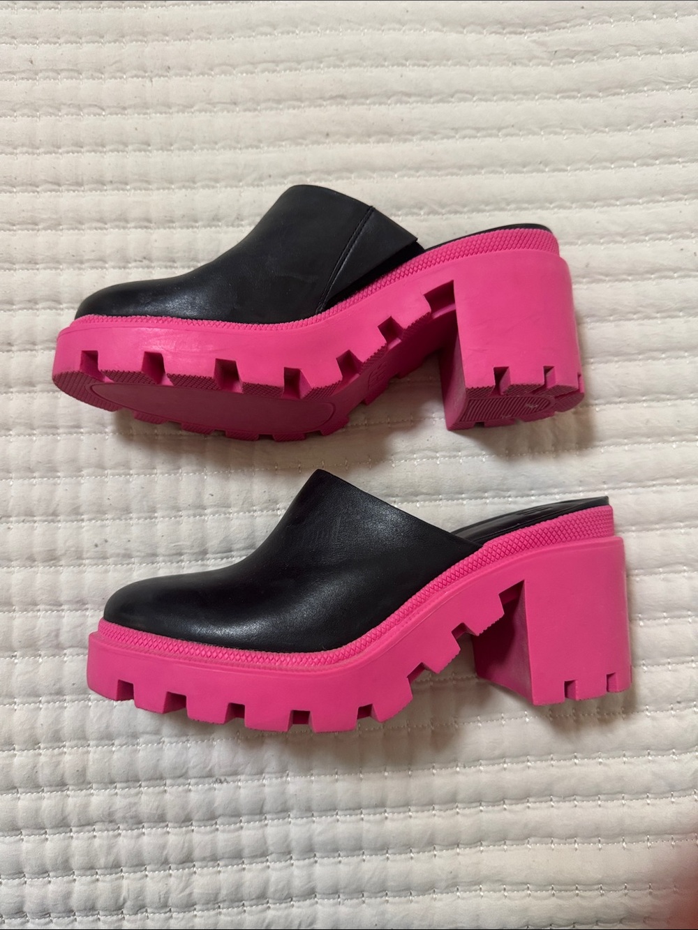 Gianni Bini Black Leather Mules with Hot Pink Lug Sole